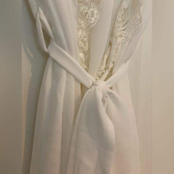 In Bloom by Jonquil robe - Medium - Picture 2 of 3